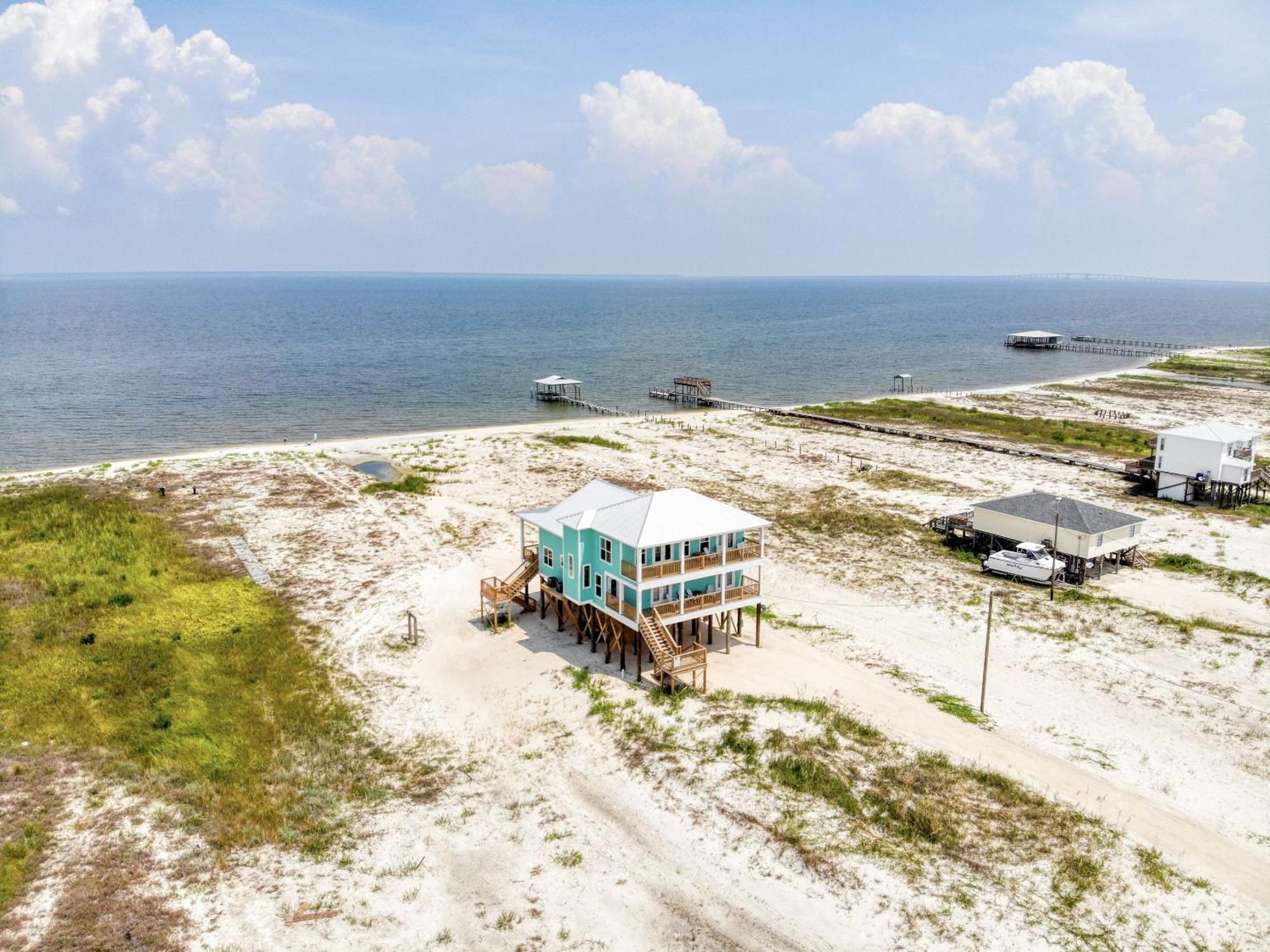 Salty Seahorse - Waterfront! Pet Friendly! Game Room, Pool Table, Beautiful Views - Room For The Whole Family Home Dauphin Island Ngoại thất bức ảnh
