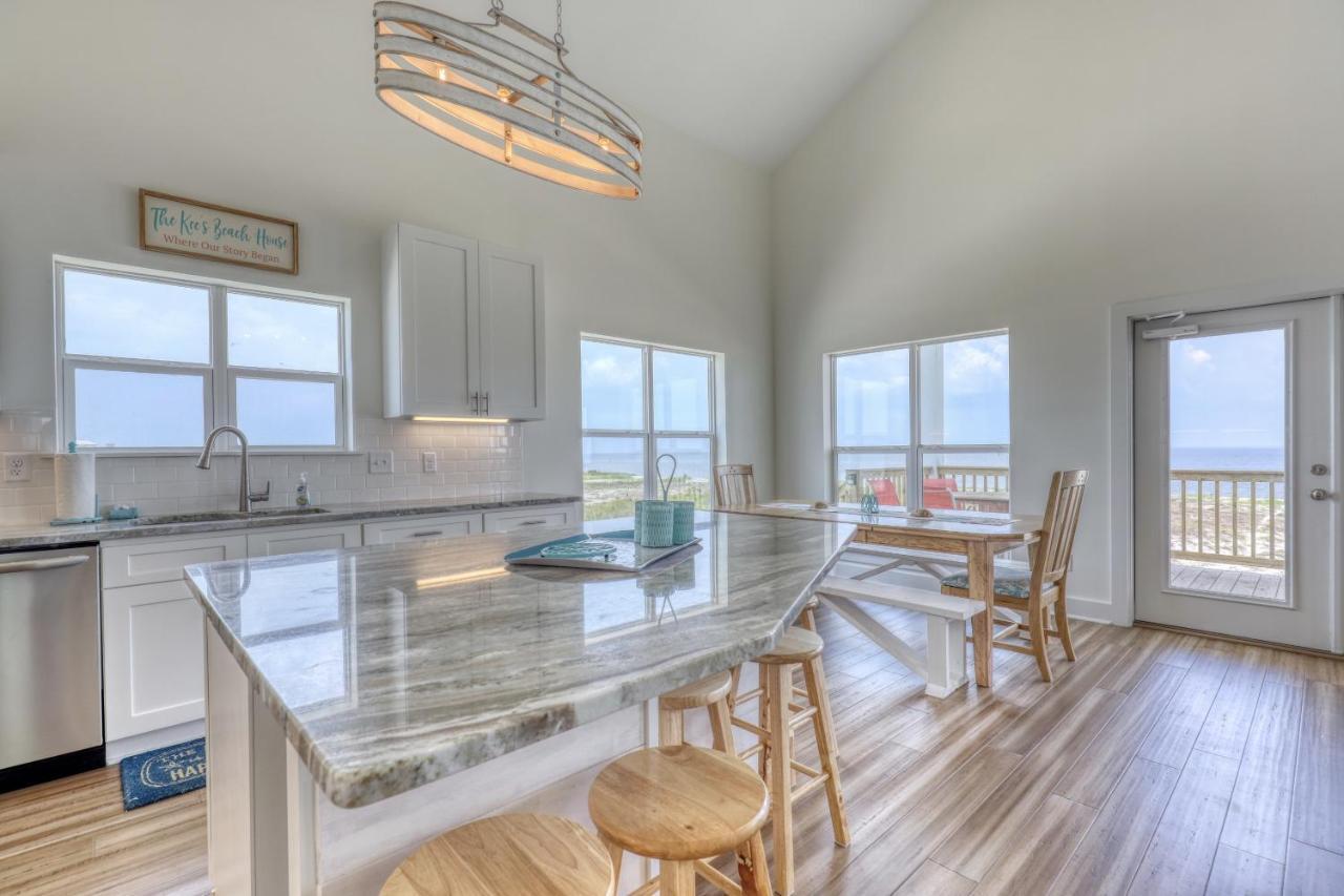 Salty Seahorse - Waterfront! Pet Friendly! Game Room, Pool Table, Beautiful Views - Room For The Whole Family Home Dauphin Island Ngoại thất bức ảnh