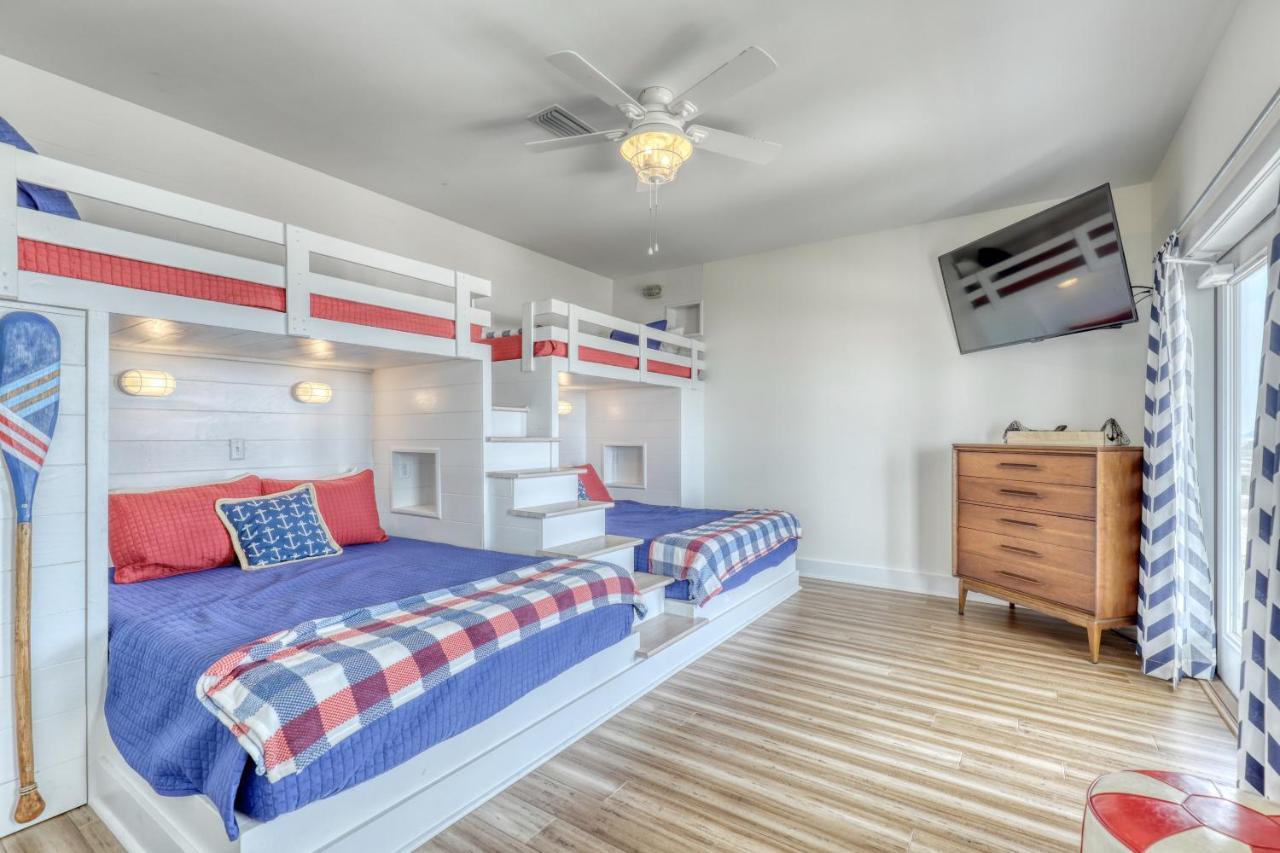 Salty Seahorse - Waterfront! Pet Friendly! Game Room, Pool Table, Beautiful Views - Room For The Whole Family Home Dauphin Island Ngoại thất bức ảnh