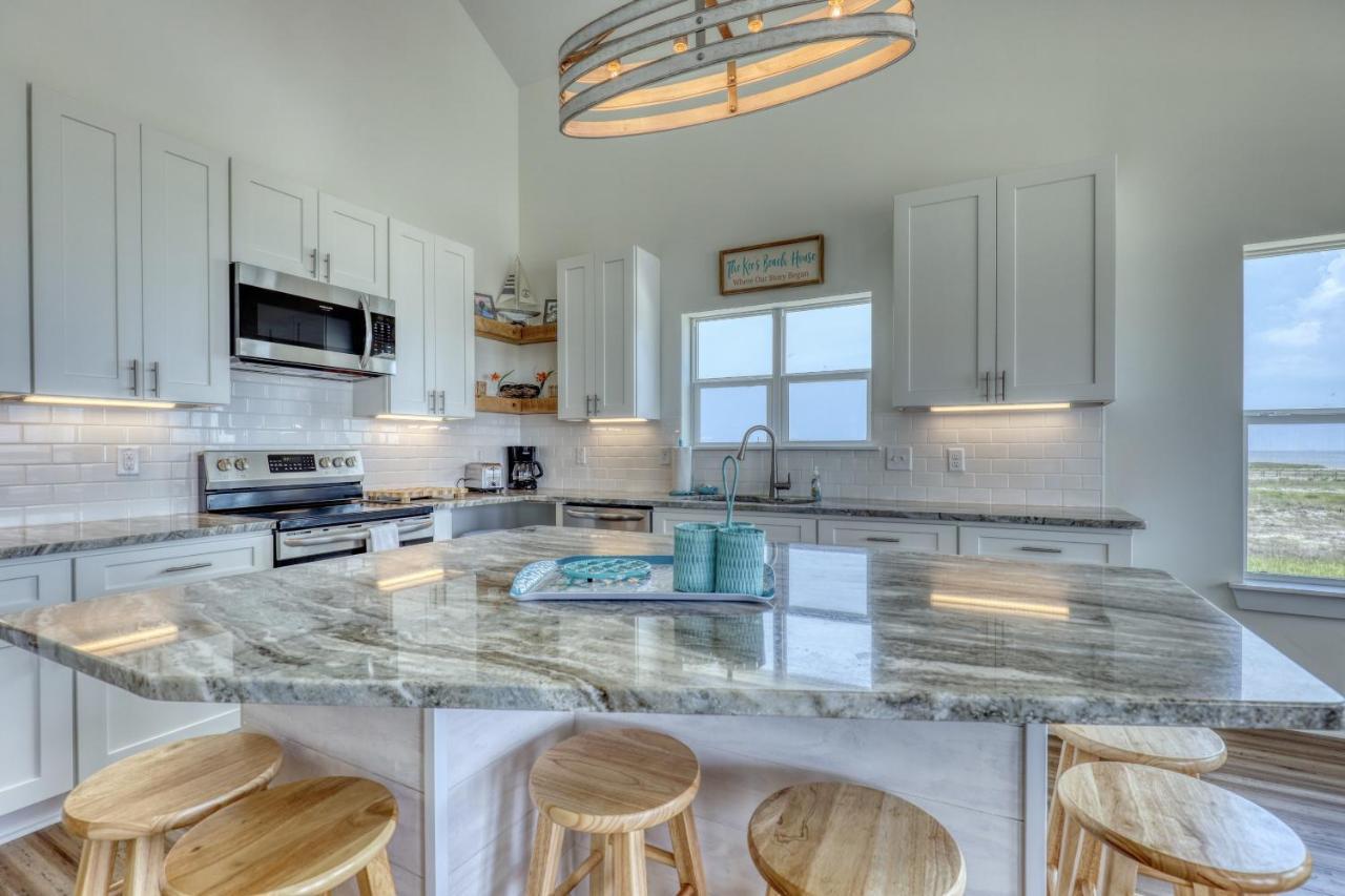 Salty Seahorse - Waterfront! Pet Friendly! Game Room, Pool Table, Beautiful Views - Room For The Whole Family Home Dauphin Island Ngoại thất bức ảnh